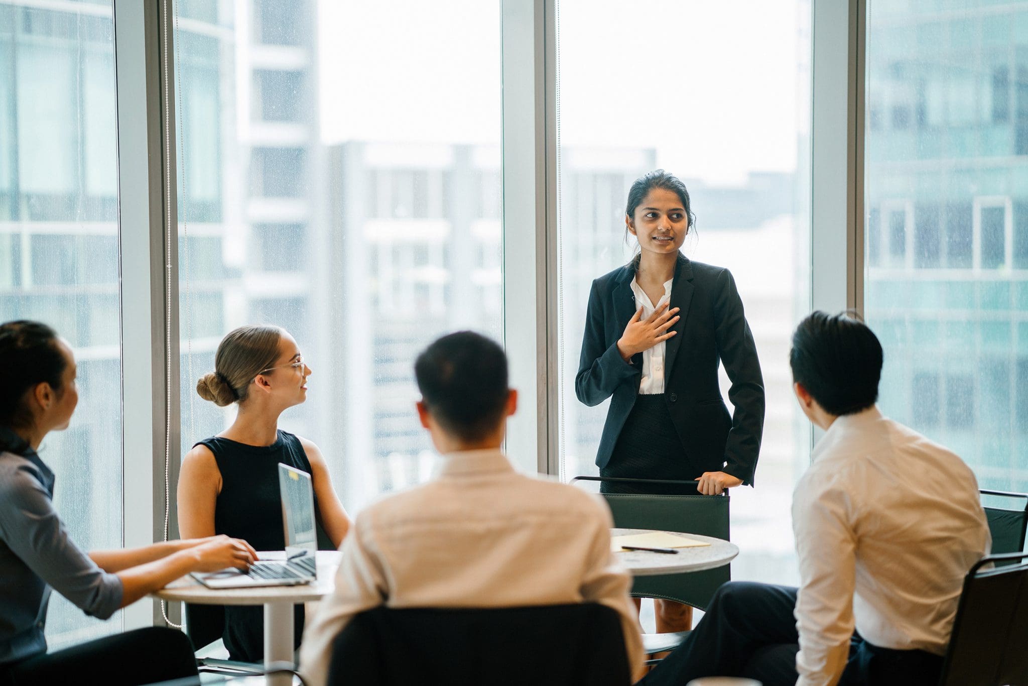 Leading up. Картинки для speaking. Паблик спикинг Training. Картинки для speaking people. Modern public speaking.